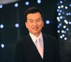体操冠军张尚武_魏家小学篮球体操冠军_体操冠军街头卖艺