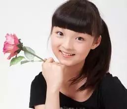 体操冠军街头卖艺_体操冠军张尚武_魏家小学篮球体操冠军