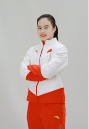 举重女子冠军中国王明娟是谁_女子举重奥运冠军王明娟_中国女子举重冠军王明娟