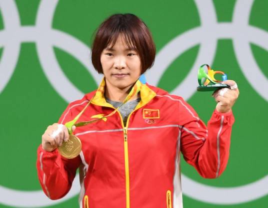 中国女子举重冠军王明娟_女子举重奥运冠军王明娟_举重女子冠军中国王明娟是谁