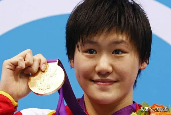 游泳女子冠军四朵金花_游泳届女子冠军_游泳女子冠军表情包