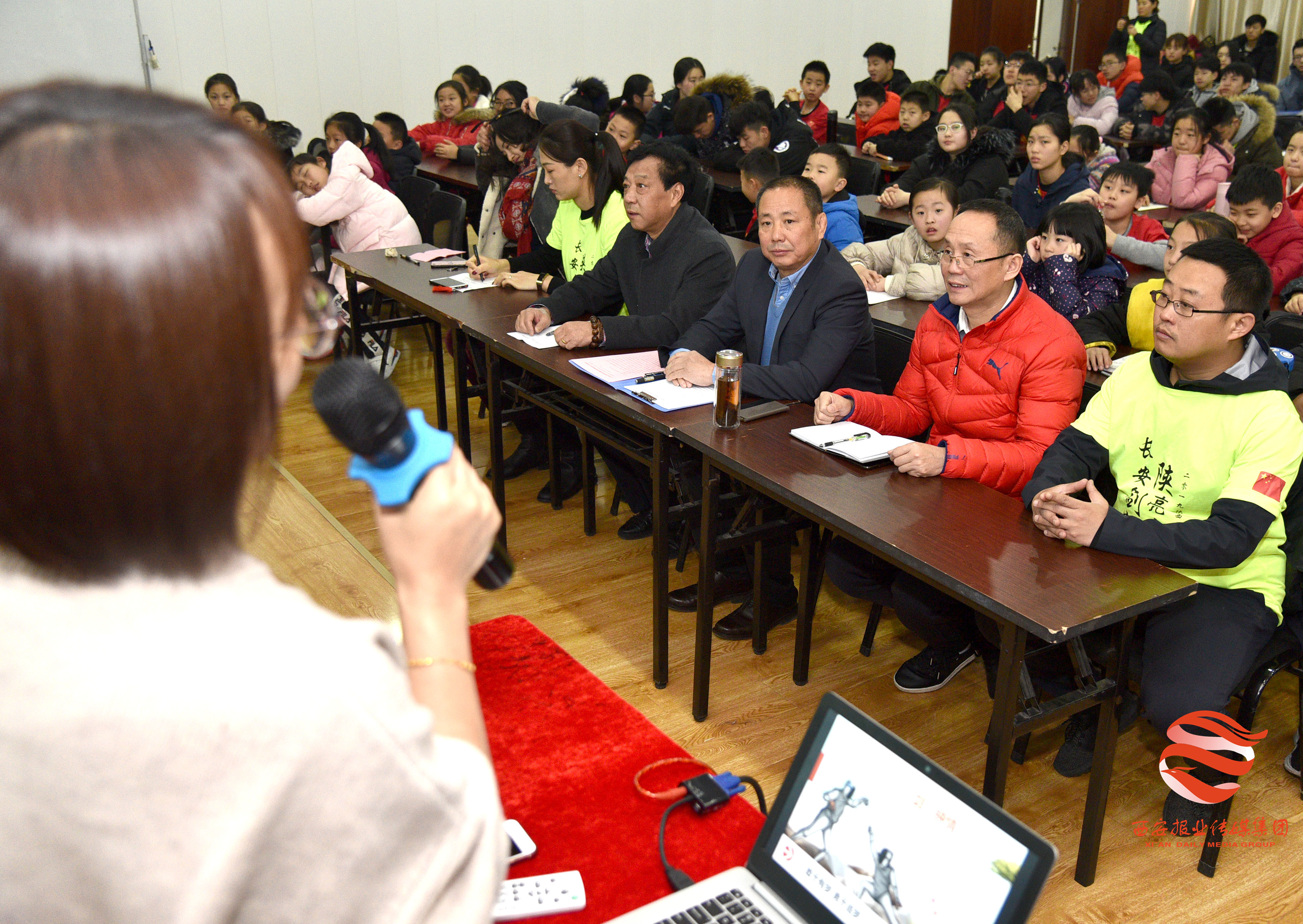 西安市运动会击剑冠军名单_西安击剑运动员_西安击剑协会会长