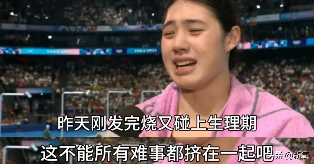 举重冠军2016_举重冠军领奖台_举重冠军登上杂志