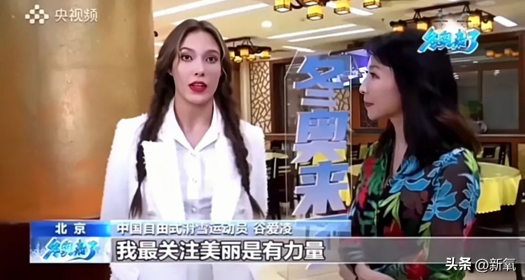 举重冠军登上杂志_举重冠军2016_举重冠军领奖台
