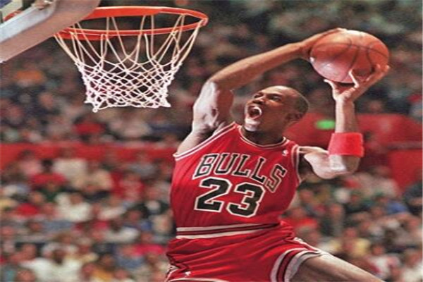 篮球历史十大球星_nba公认历史篮球球星排名_历史篮球十佳球nba