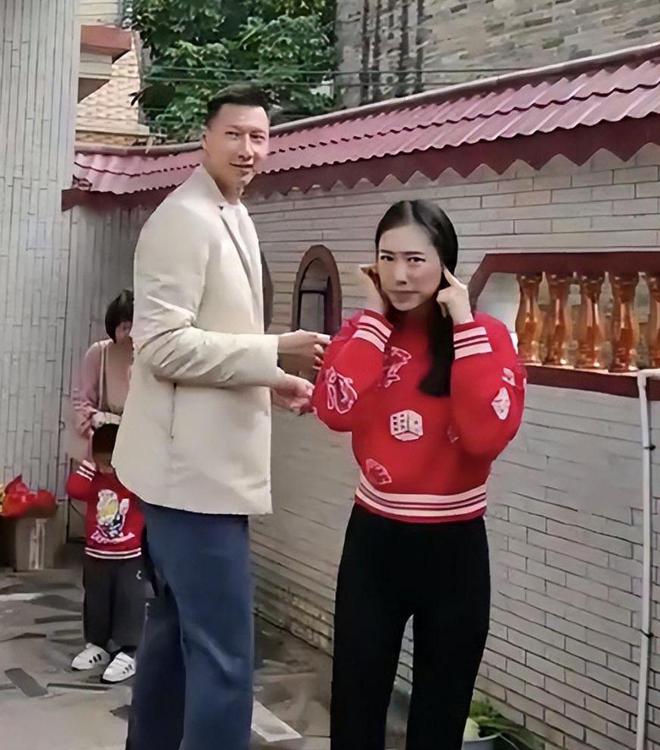 上海市篮球冠军杯_上海中小学篮球冠军赛_上海中小学篮球冠军杯